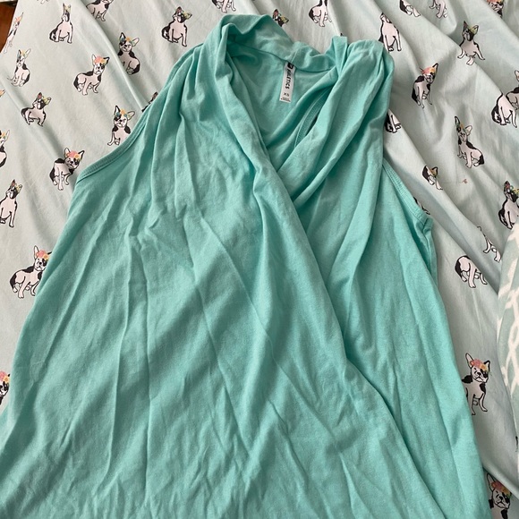 NWOT Fabletics Aruba Wrap Top II - Picture 5 of 5